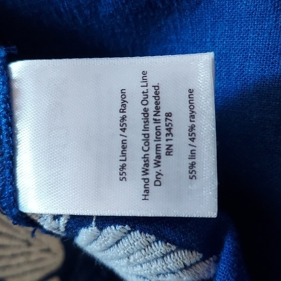 Women's vineyard Vines shorts size small - Picture 5 of 5